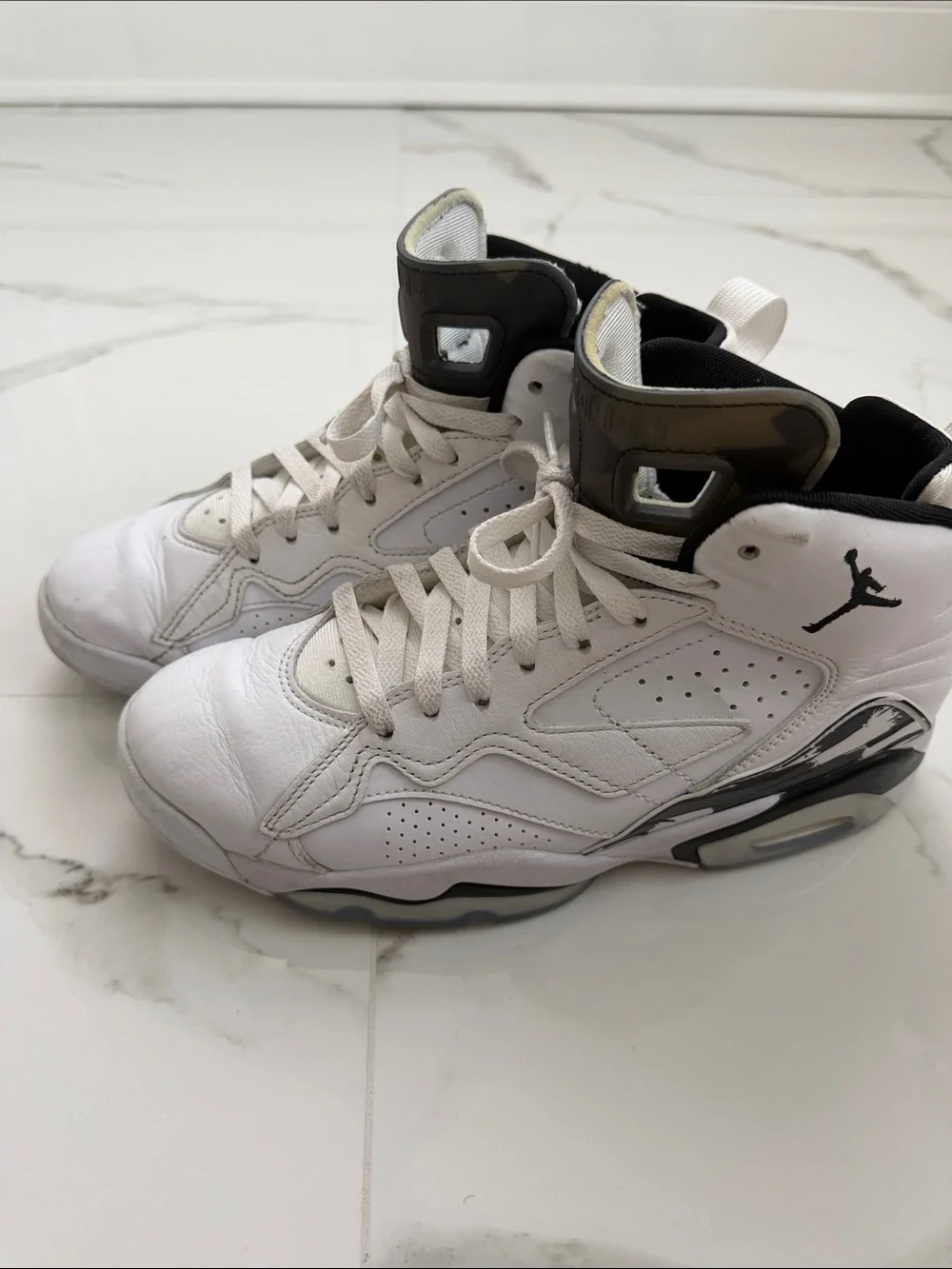 Air Jordan MVP size 8